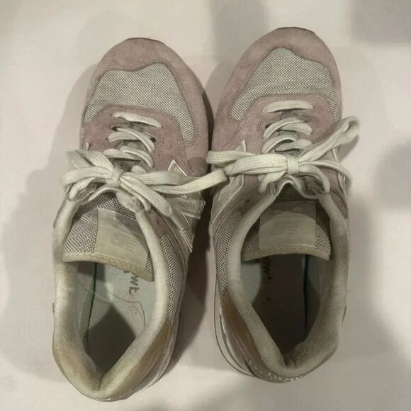 New Balance 574 Purple and Beige Tennis Shoes Size 10 - Picture 5 of 6
